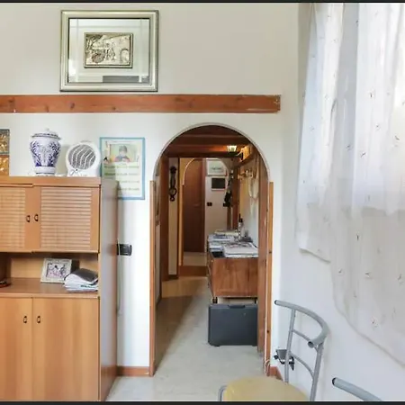 Family House Проживание в семье